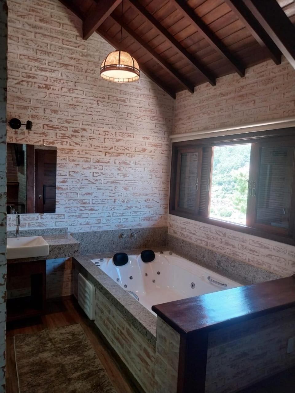 Chale Recanto Luar 山林小屋 *
